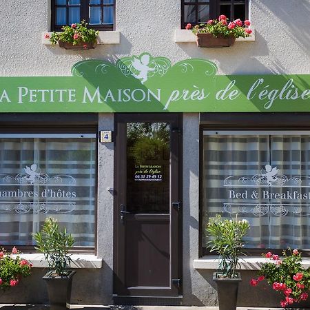 La Petite Maison Pres De L'Eglise Meillac Exterior foto