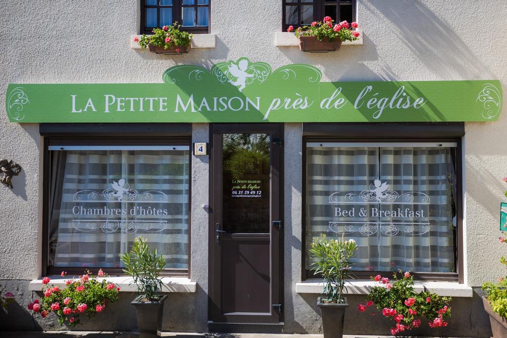 La Petite Maison Pres De L'Eglise Meillac Exterior foto